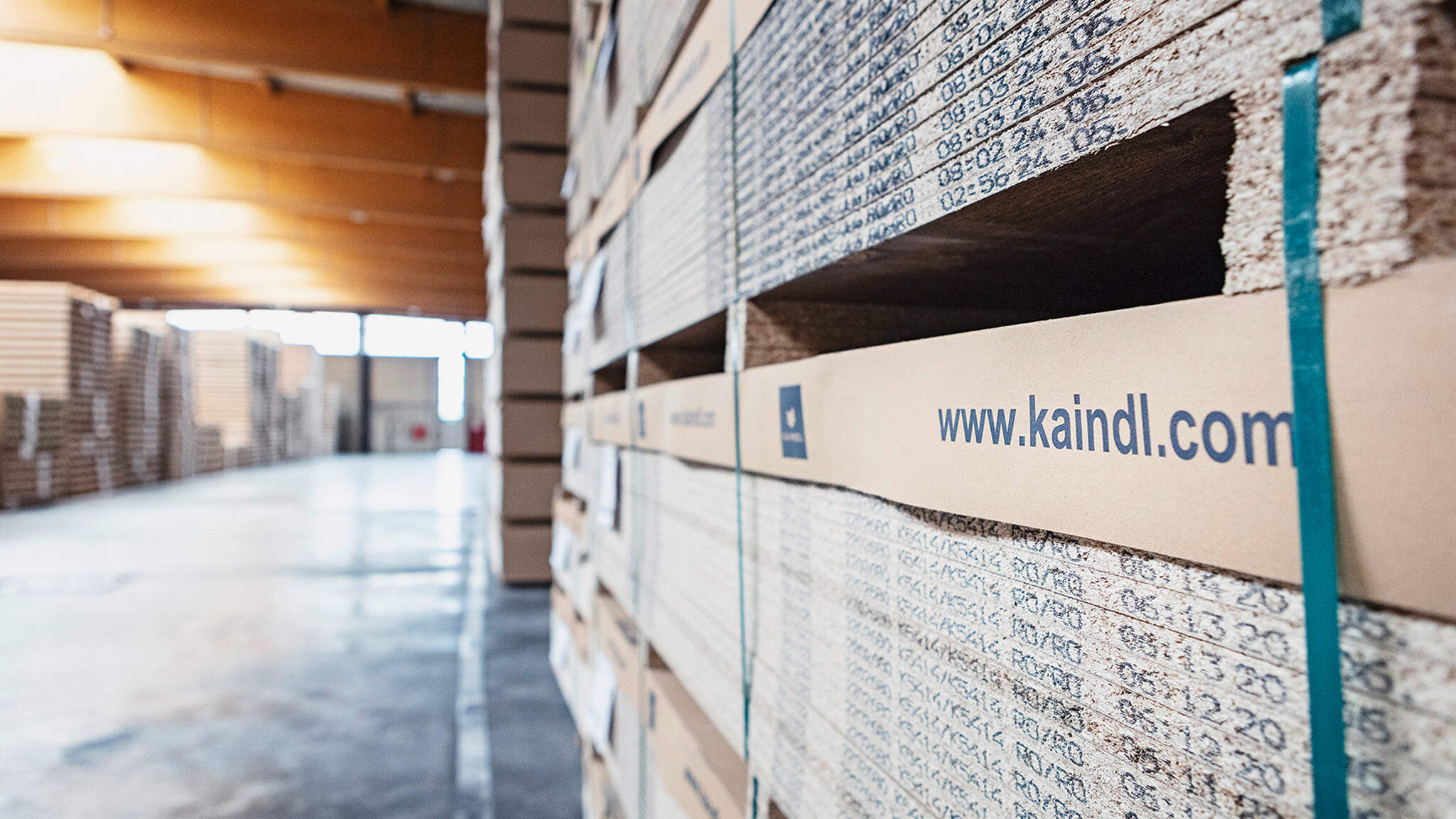 Logistics hotspot: The Kaindl megastore in Wals. Logistics hotspot: The Kaindl megastore in Wals.